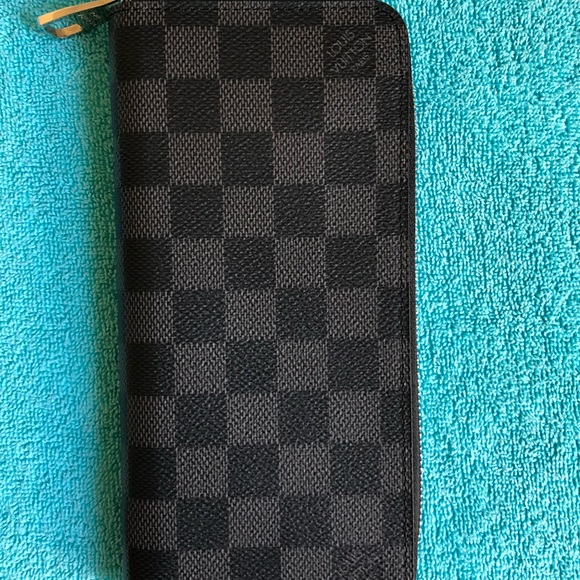 Louis Vuitton Zippy Wallet Vertical - Picture 3 of 6